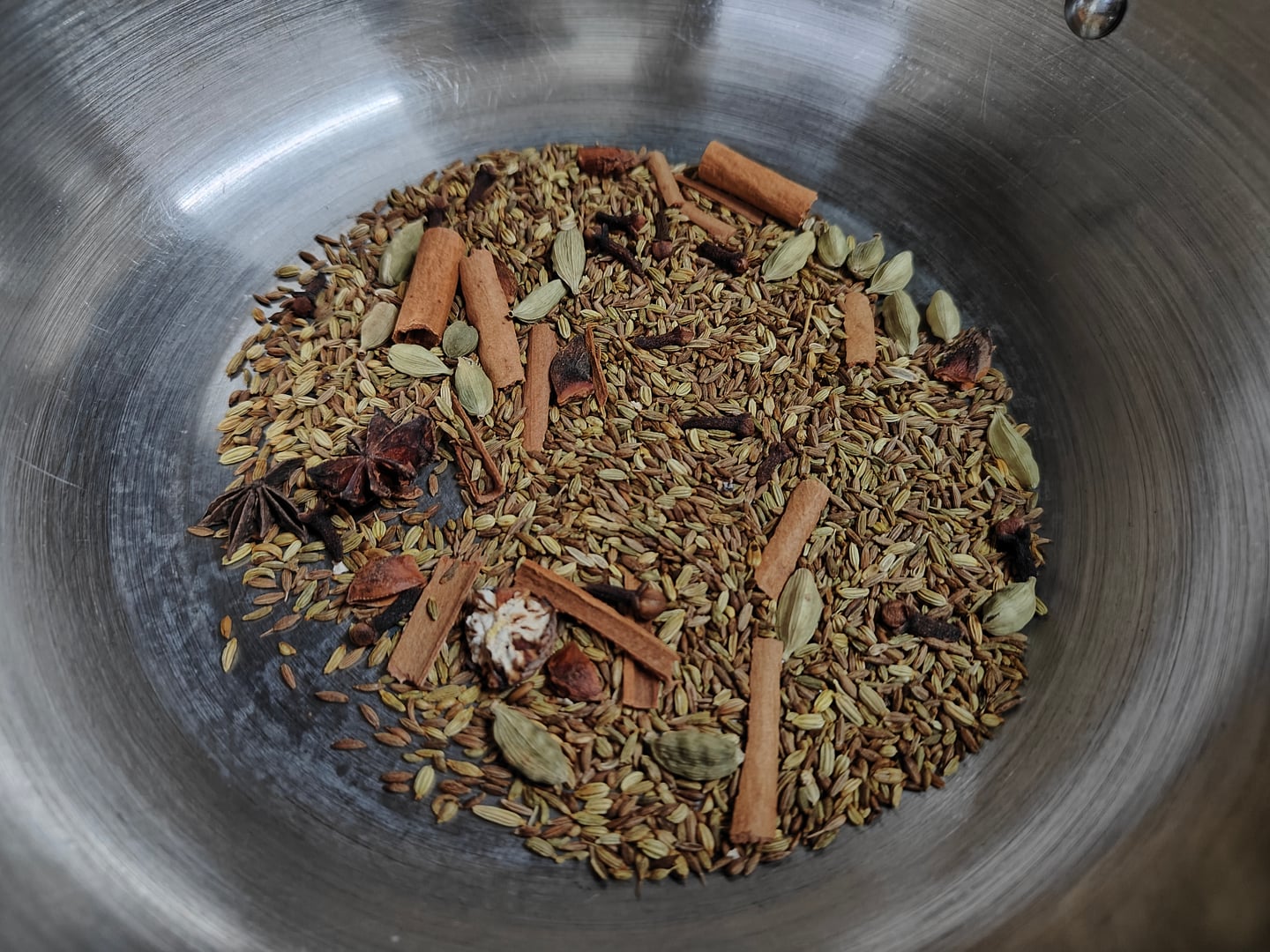 Roast Whole Spices